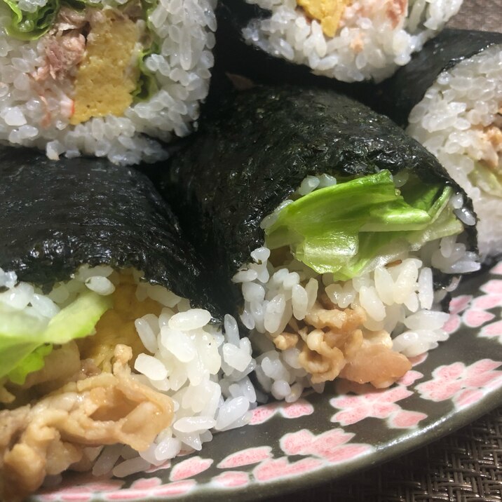 ボリューム満点‼肉巻き寿司